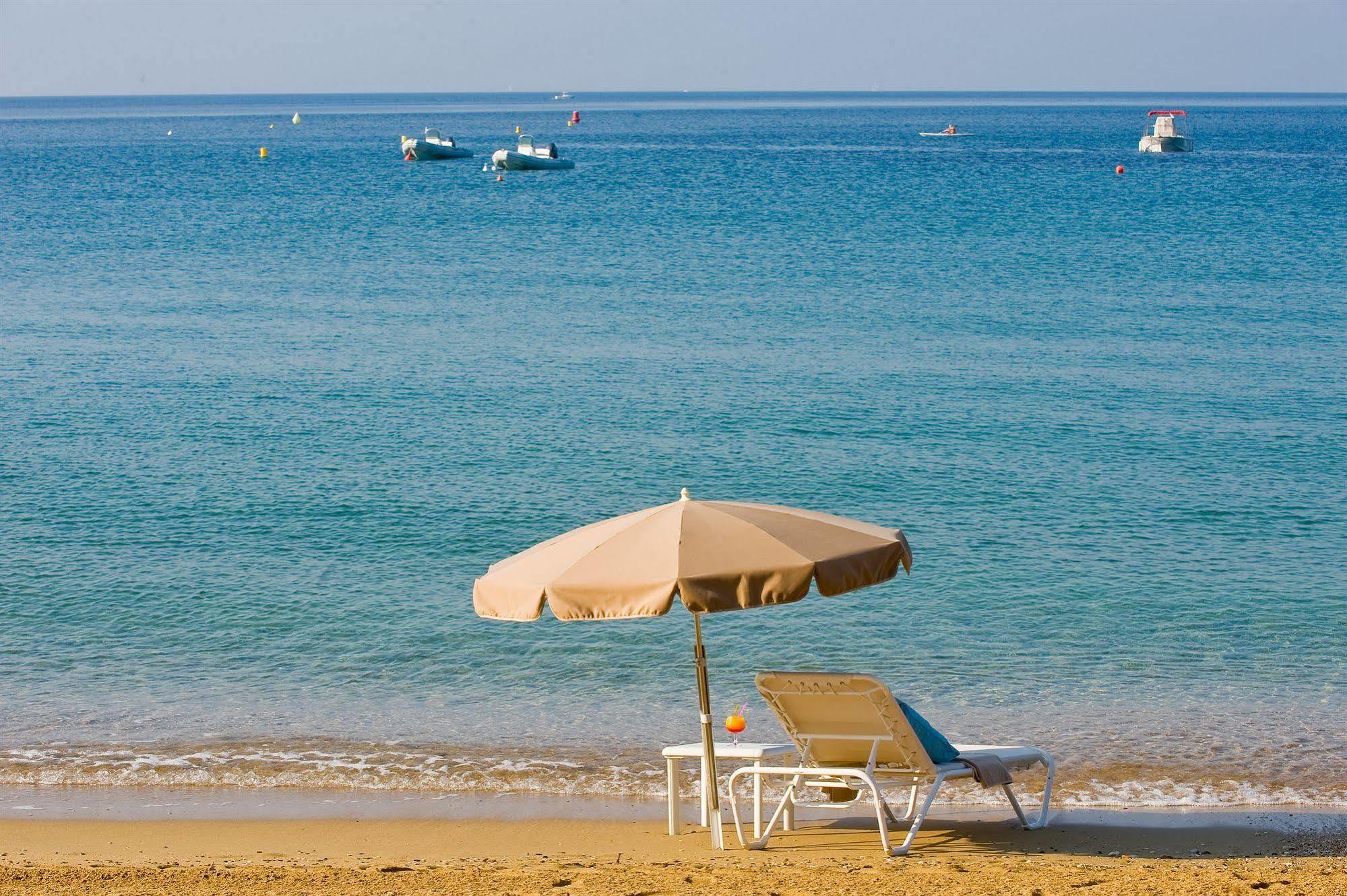 La Pinède Plage La Croix-Valmer Esterno foto